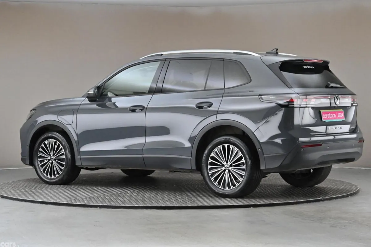 Volkswagen Tiguan SUV, Petrol Plug-in Hybrid, 2024, Grey