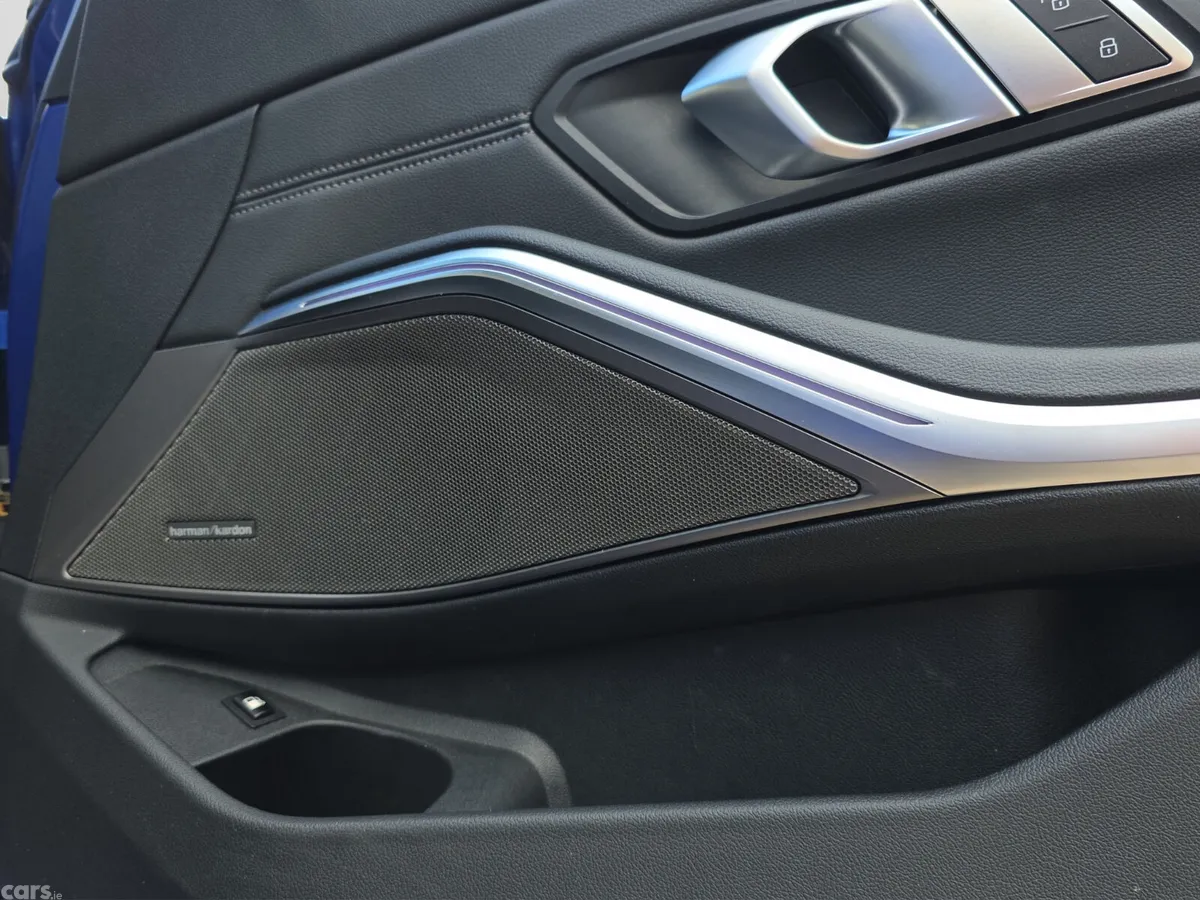 BMW 3-Series Saloon, Petrol Plug-in Hybrid, 2021, Blue