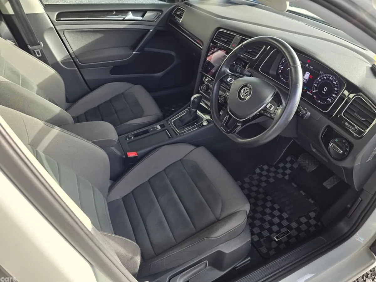 Volkswagen Golf Hatchback, Petrol, 2019, White