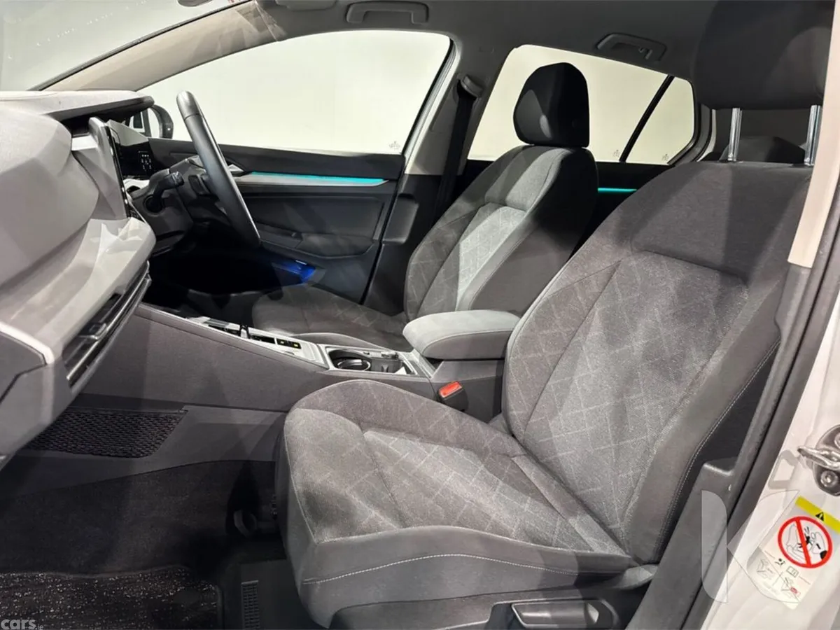 Volkswagen Golf Hatchback, Petrol, 2021, White