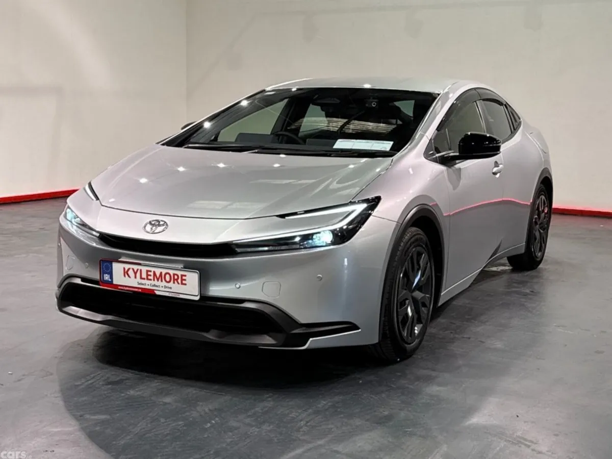 Toyota Prius Hatchback, Petrol Hybrid, 2024, Silver