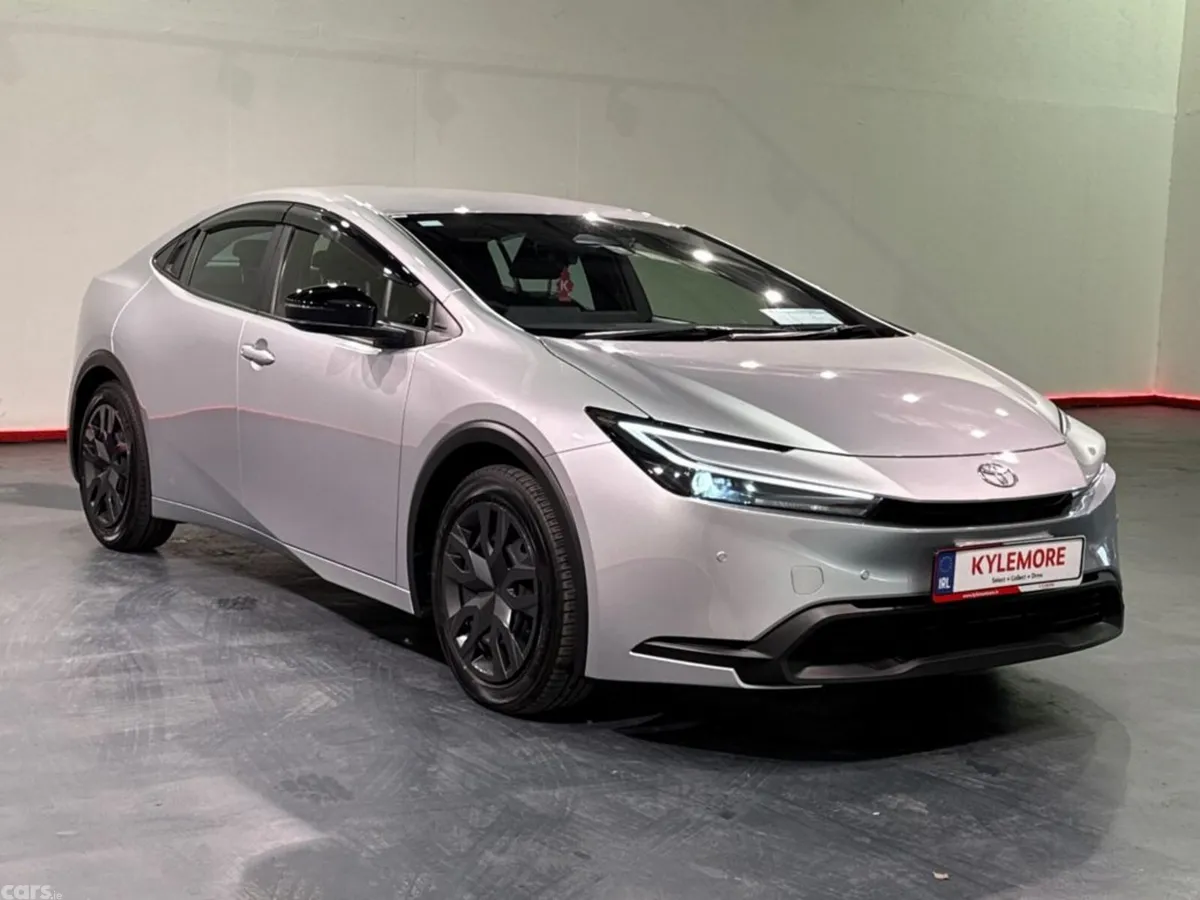 Toyota Prius Hatchback, Petrol Hybrid, 2024, Silver
