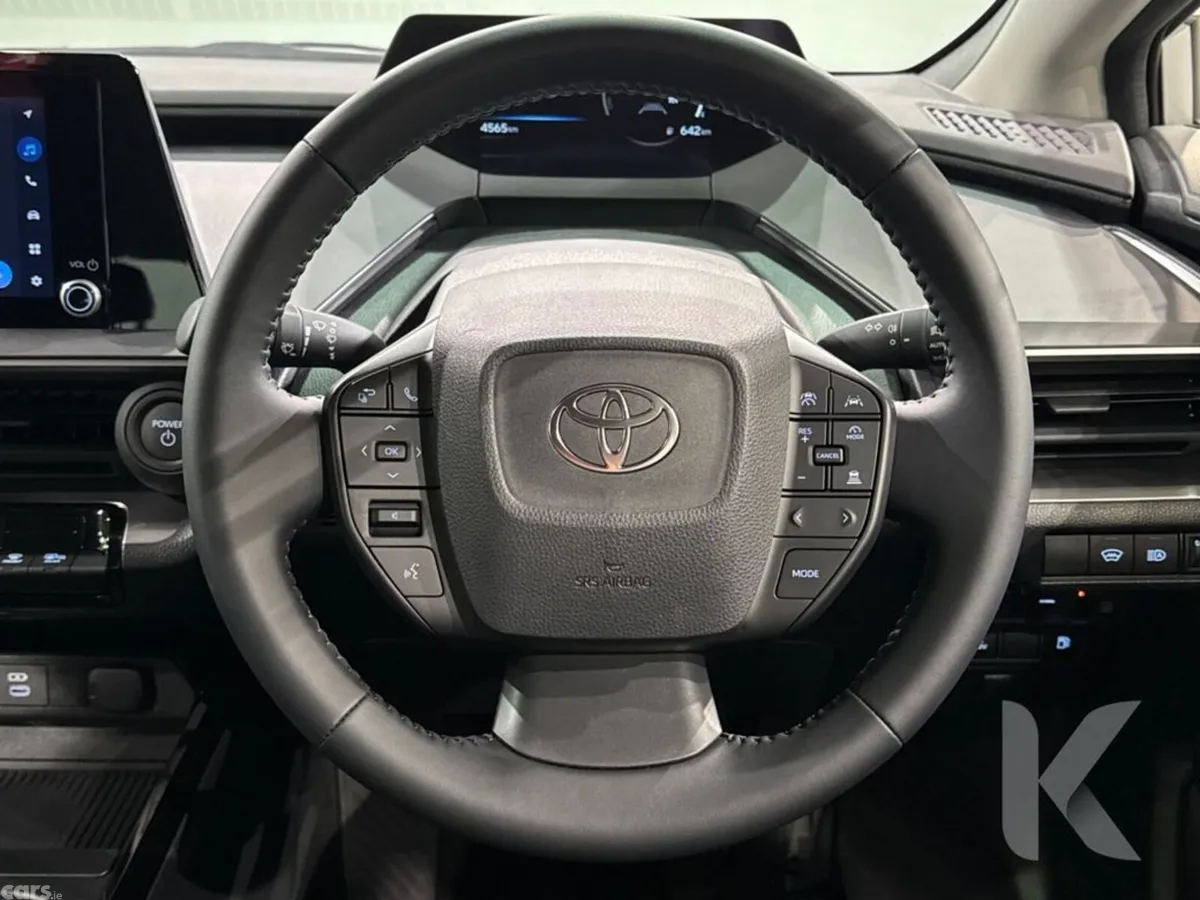 Toyota Prius Hatchback, Petrol Hybrid, 2024, Silver