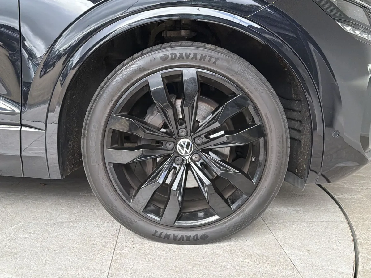 Volkswagen Touareg SUV, Diesel, 2022, Black