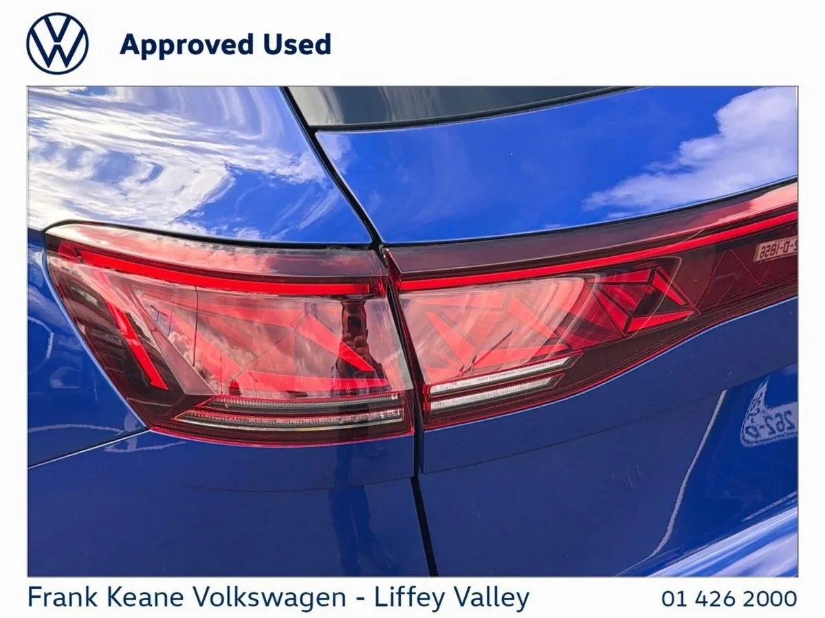 Volkswagen Touareg SUV, Petrol Plug-in Hybrid, 2026, Blue