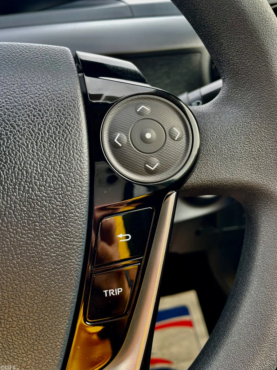 Toyota Aqua Hatchback, Petrol Hybrid, 2019, Blue