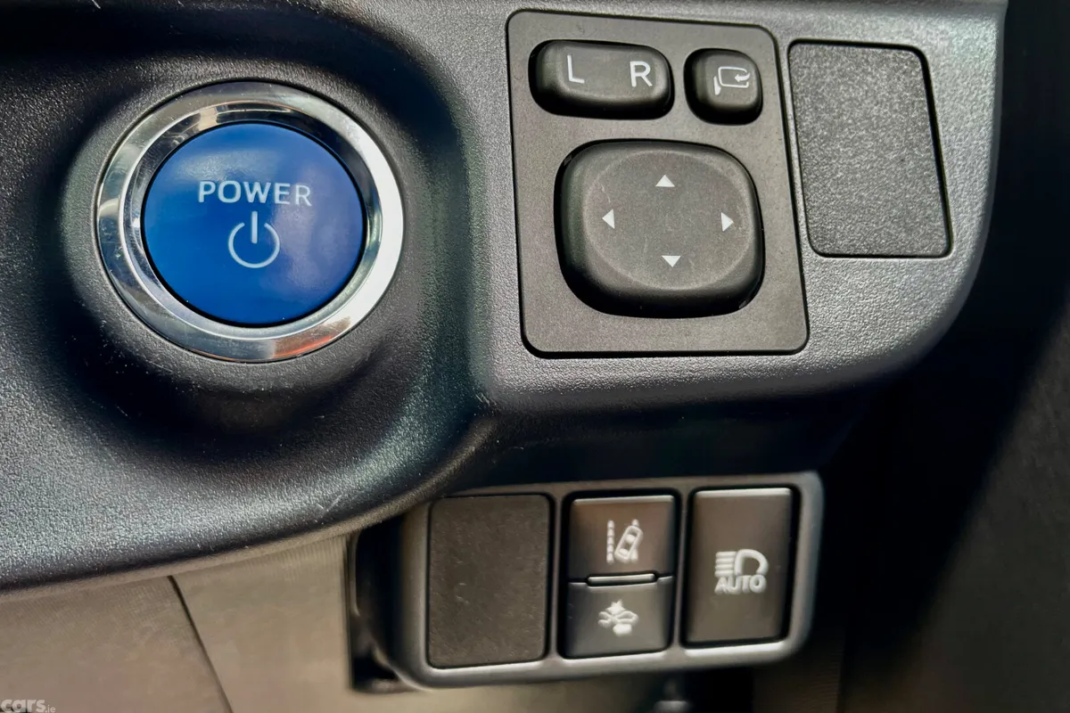 Toyota Aqua Hatchback, Petrol Hybrid, 2019, Blue