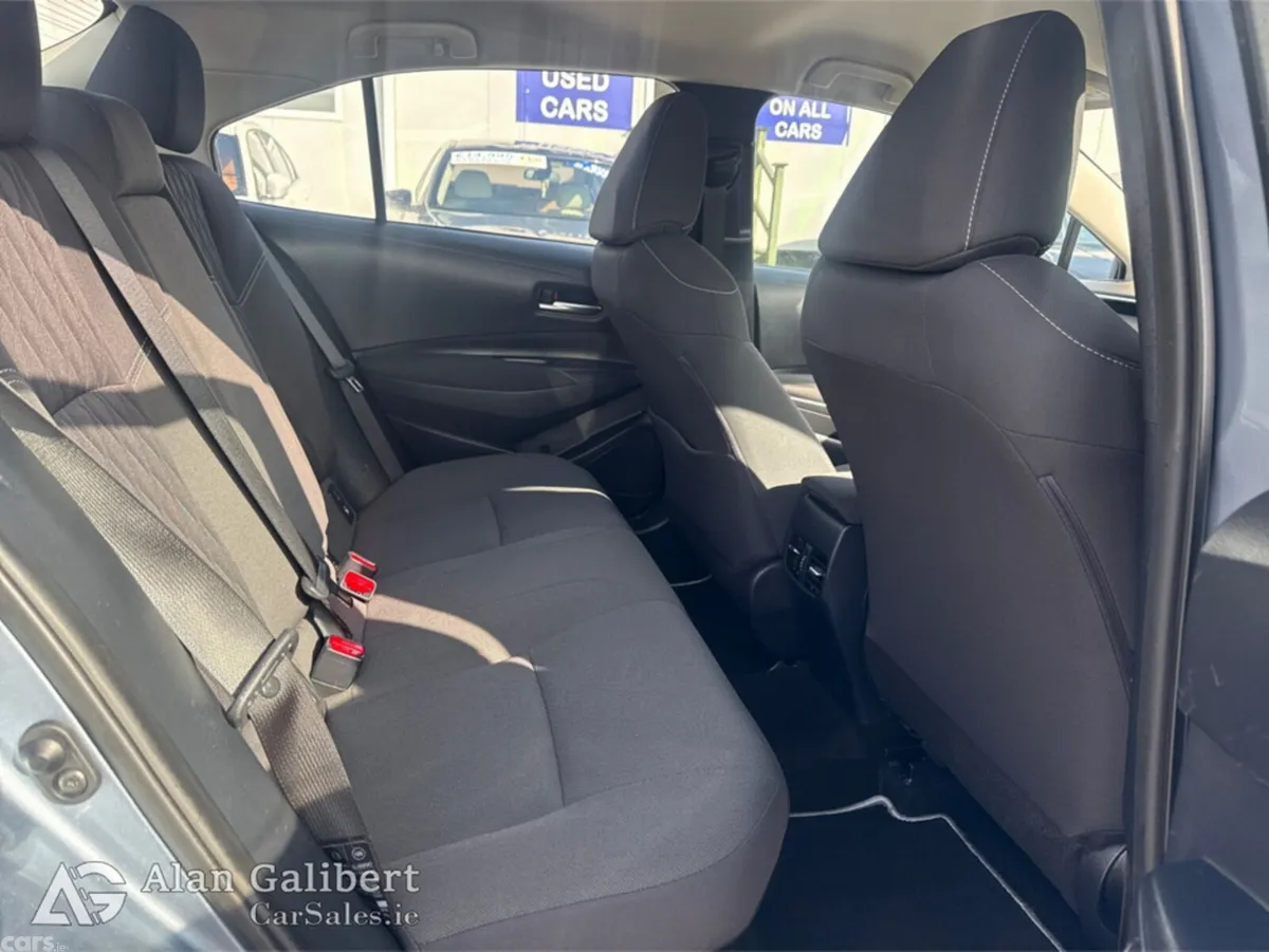 Toyota Corolla Saloon, Petrol Hybrid, 2021, Grey