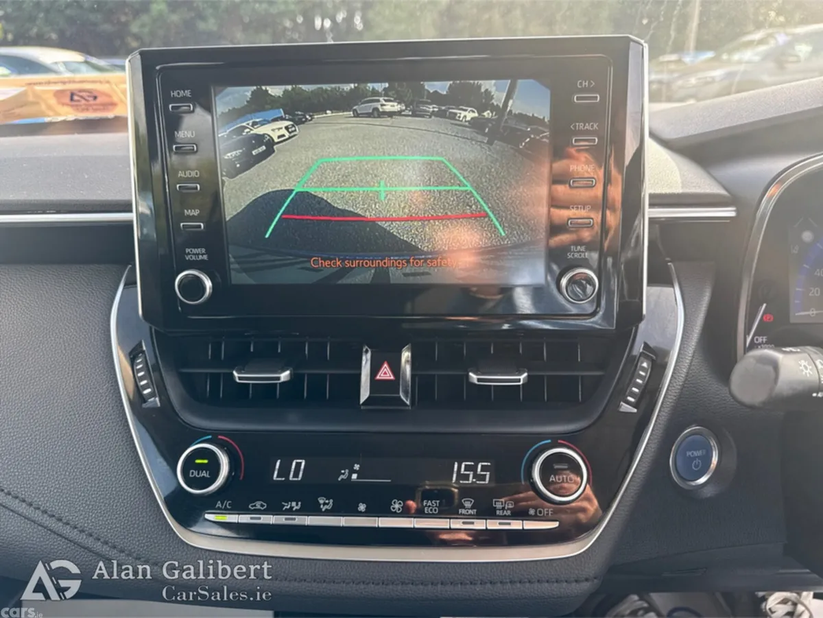 Toyota Corolla Saloon, Petrol Hybrid, 2021, Grey