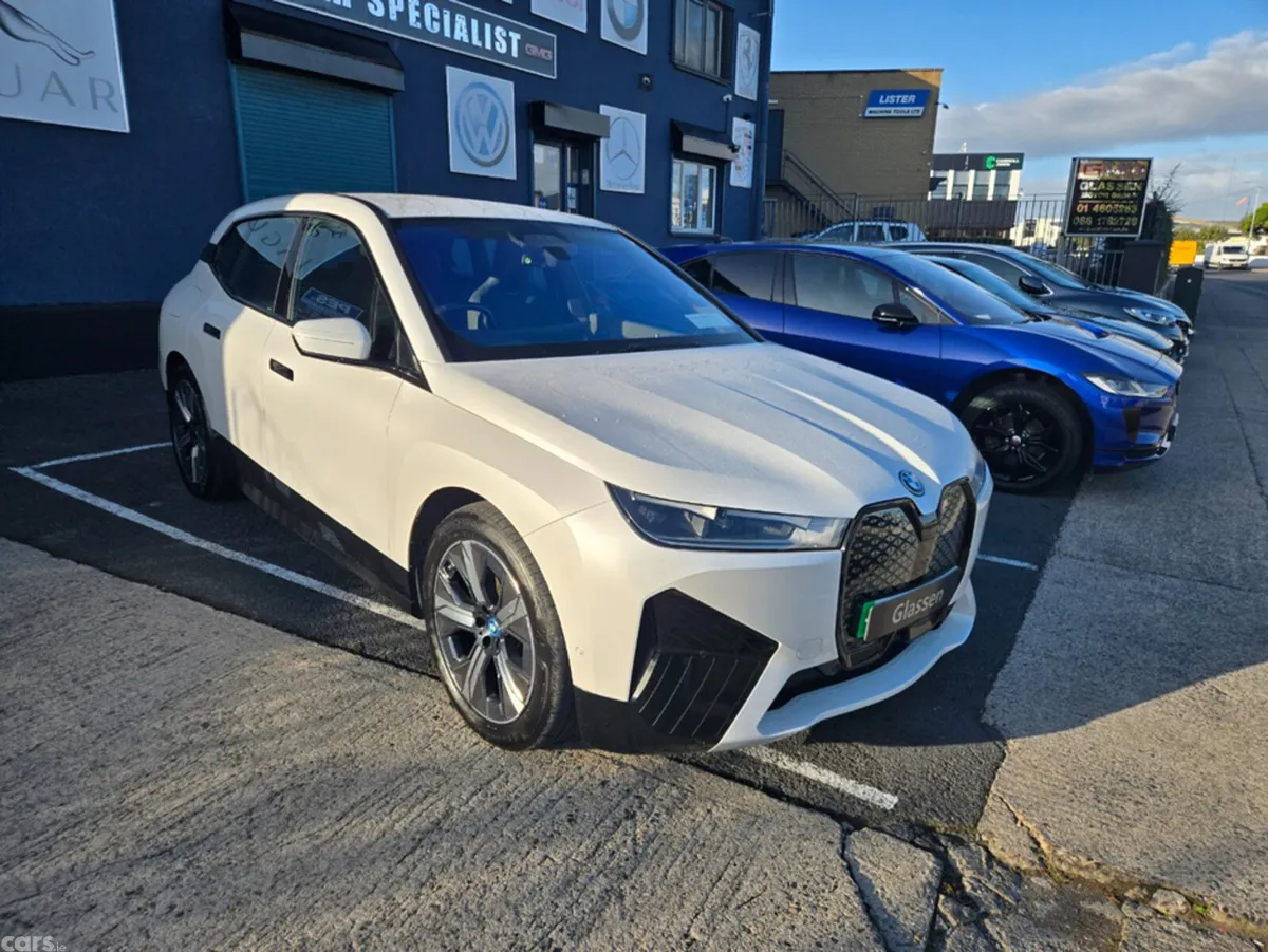 BMW iX Estate, Electric, 2023, White