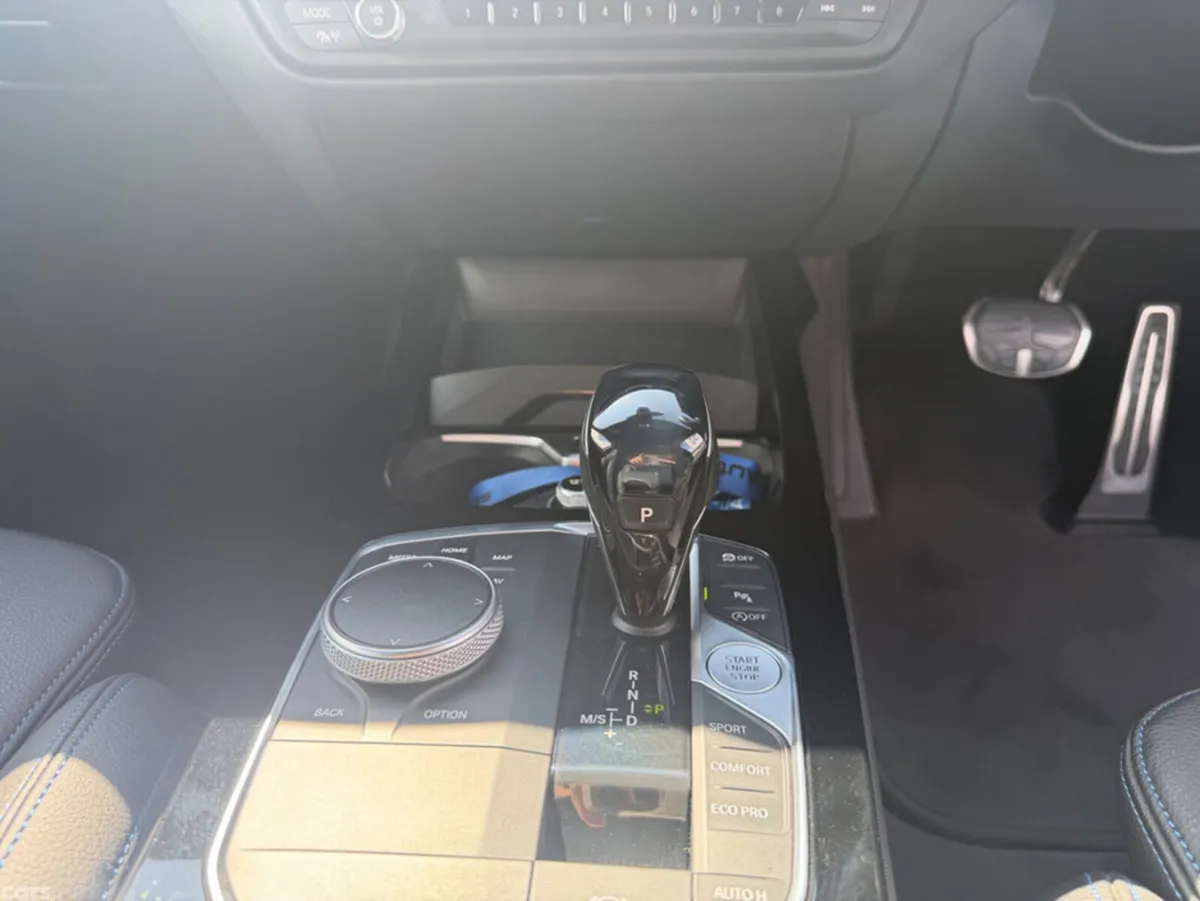 BMW 1-Series Hatchback, Petrol, 2019, Blue