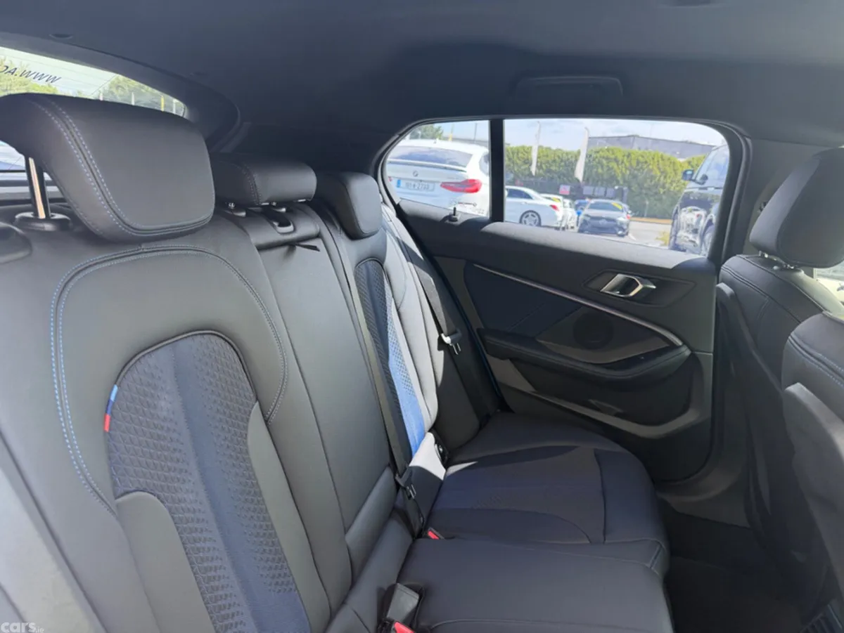 BMW 1-Series Hatchback, Petrol, 2019, Blue