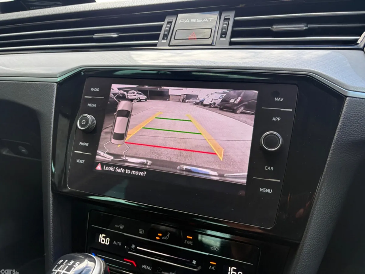 Volkswagen Passat Saloon, Diesel, 2021, Grey