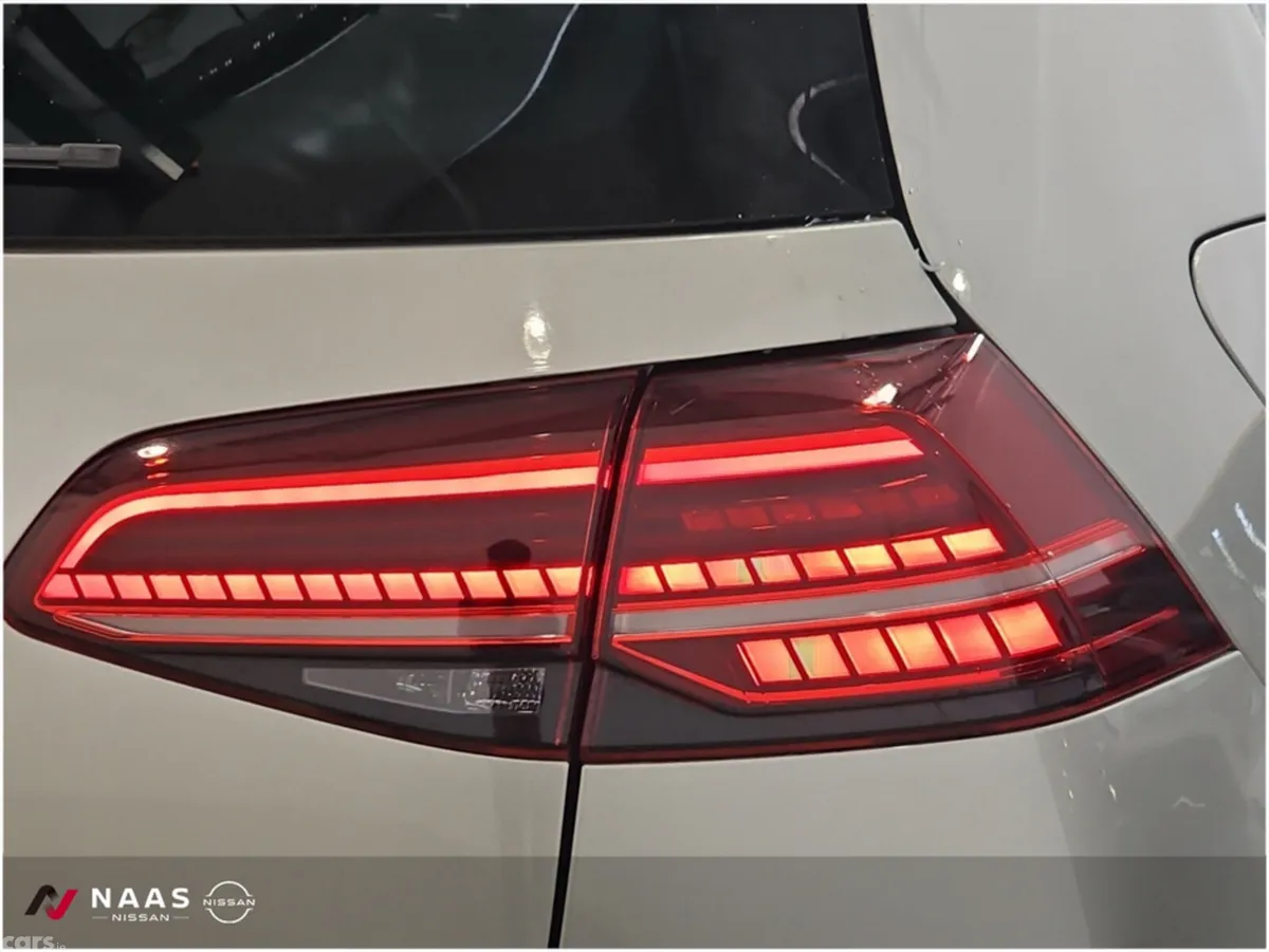 Volkswagen Golf Hatchback, Petrol, 2019, Silver