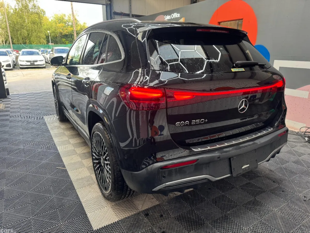Mercedes-Benz EQA SUV, Electric, 2025, Black