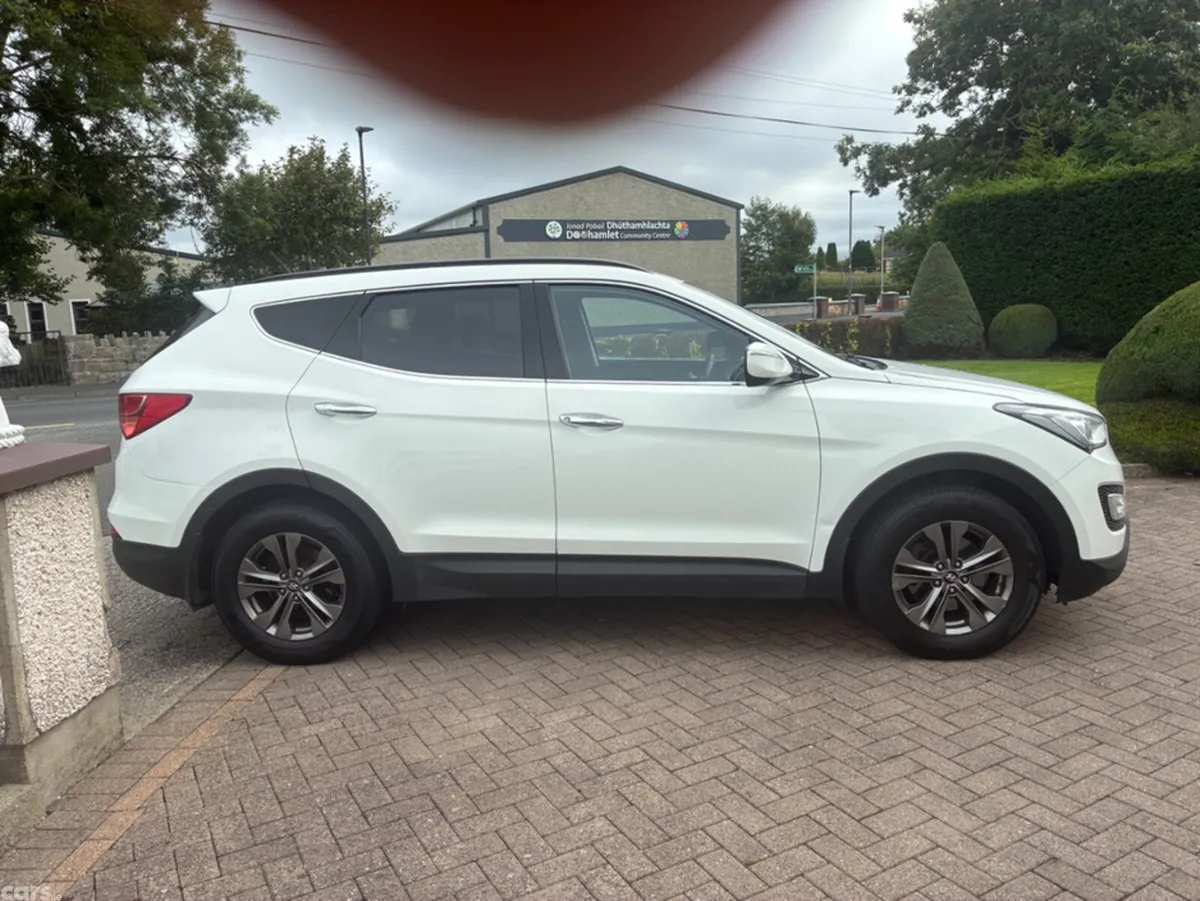 Hyundai Santa Fe SUV, Diesel, 2015, White