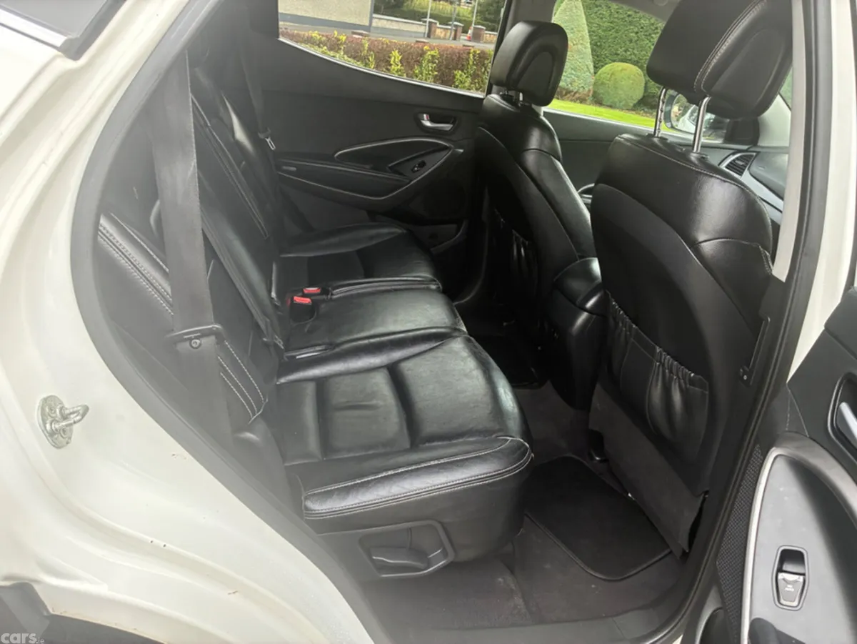 Hyundai Santa Fe SUV, Diesel, 2015, White