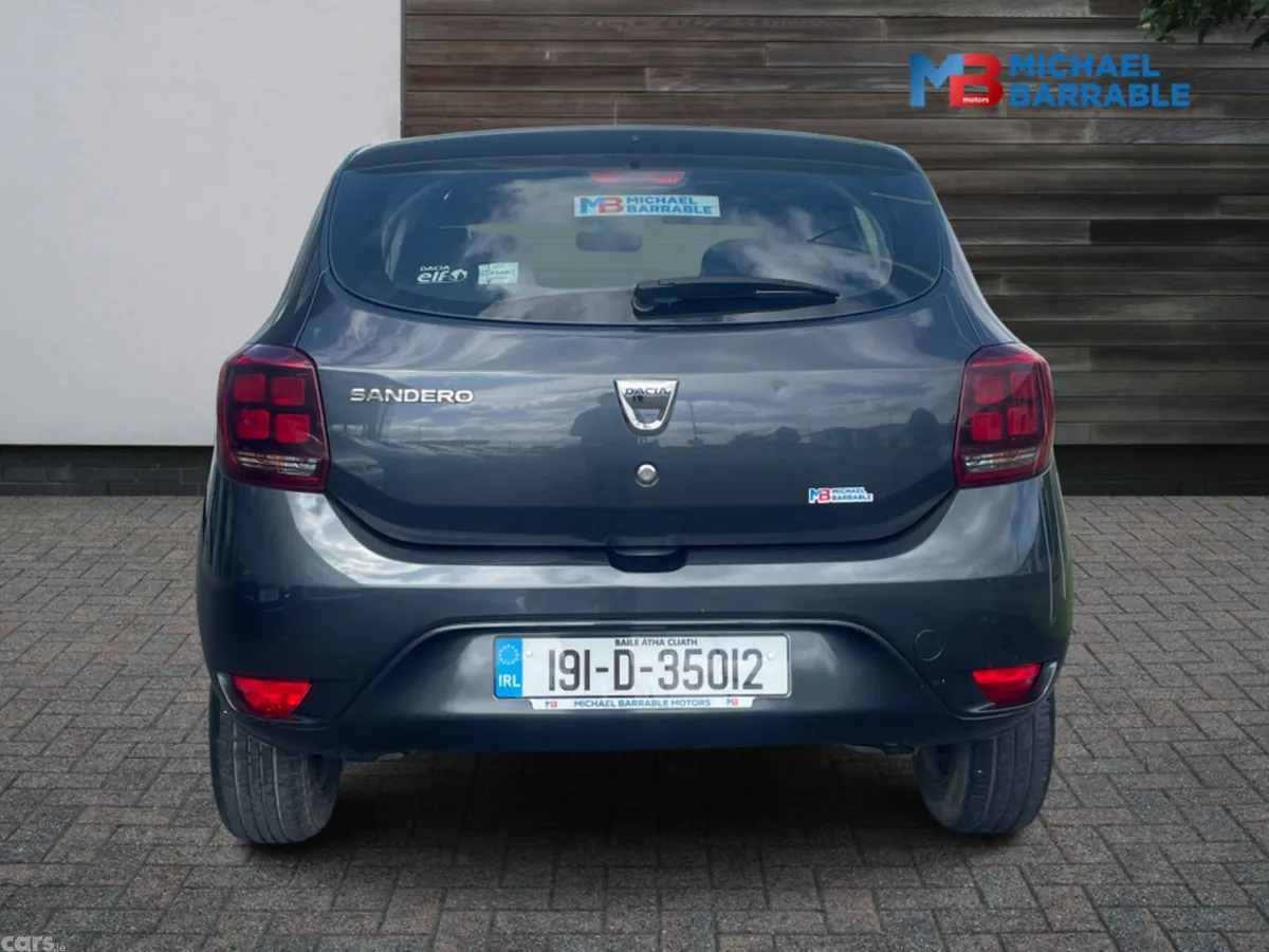 Dacia Sandero Hatchback, Petrol, 2019, Grey