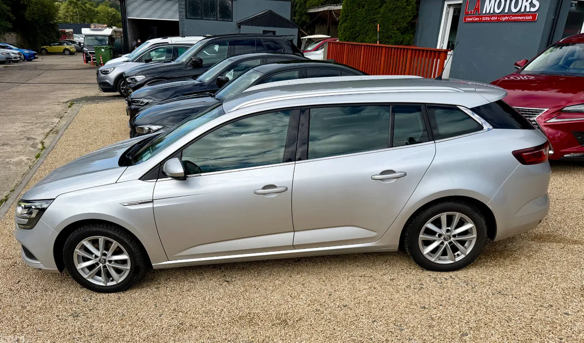 Renault Megane Estate, Diesel, 2017, Grey