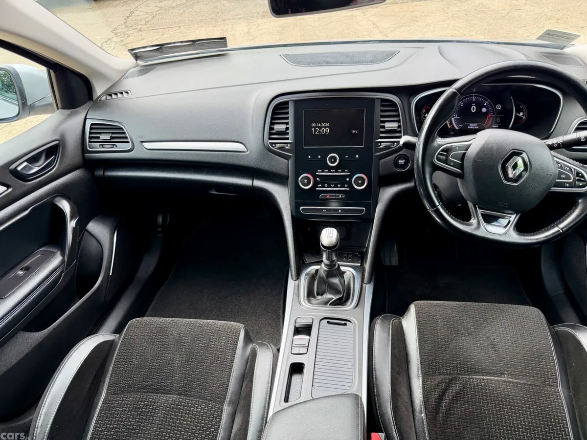 Renault Megane Estate, Diesel, 2017, Grey