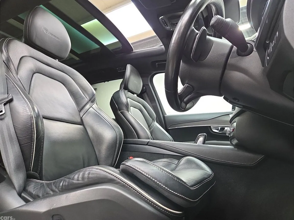 Volvo XC90 SUV, Petrol Plug-in Hybrid, 2020, Grey