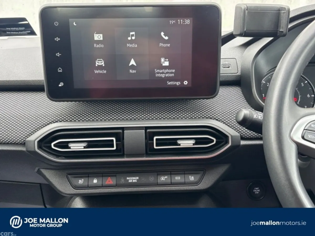 Dacia Jogger MPV, Petrol, 2023, Brown