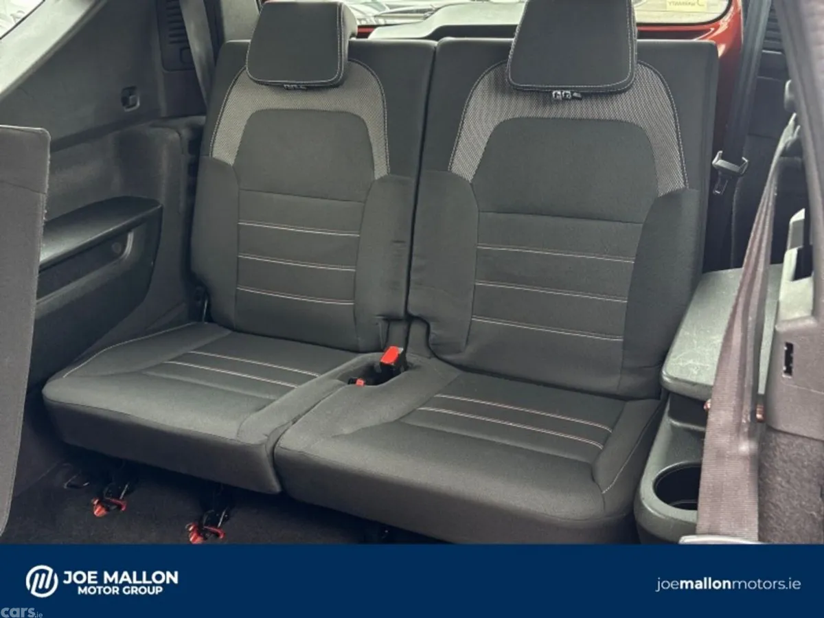 Dacia Jogger MPV, Petrol, 2023, Brown