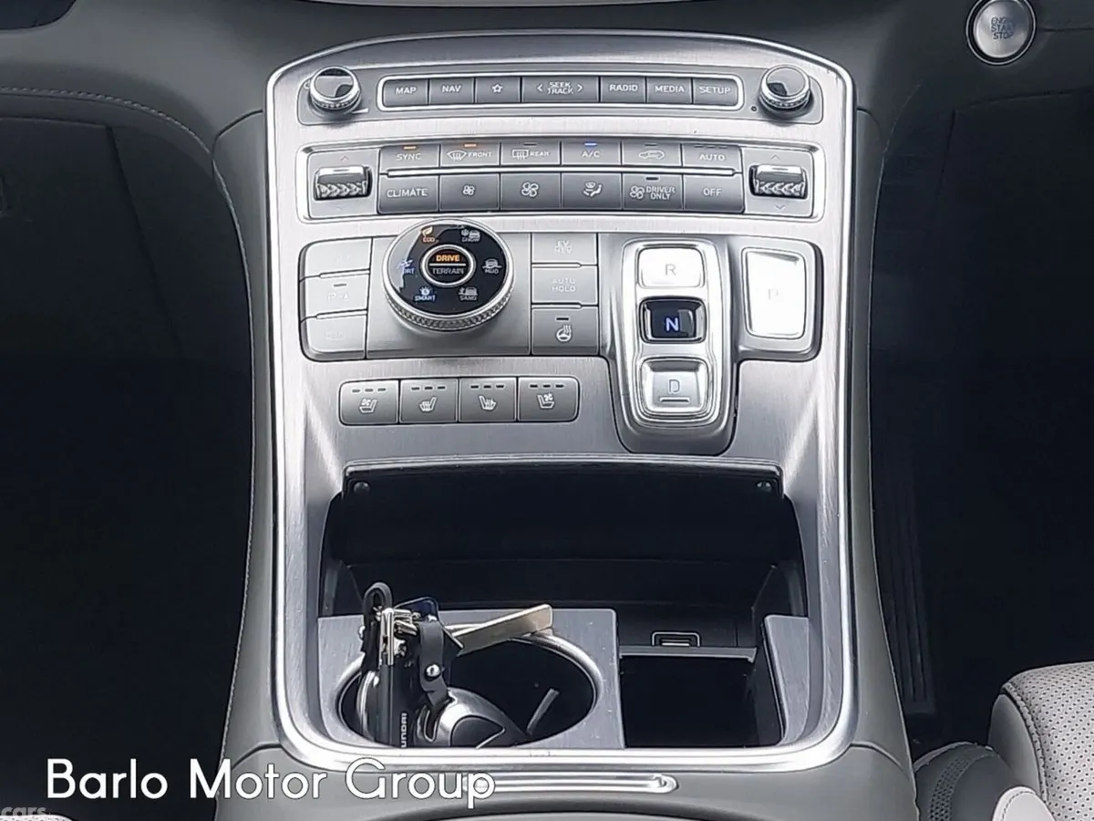 Hyundai Santa Fe SUV, Petrol Plug-in Hybrid, 2022, Grey