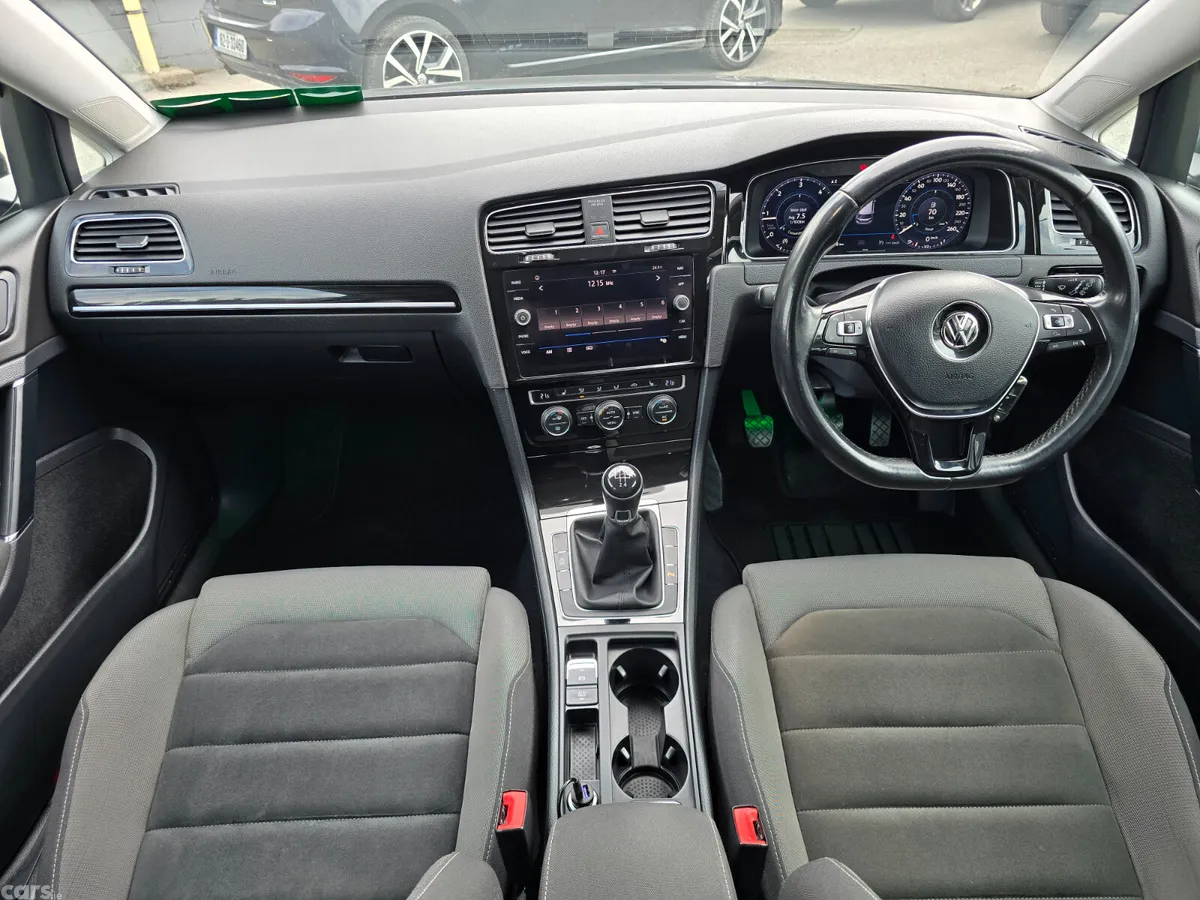 Volkswagen Golf Estate, Diesel, 2017, Grey