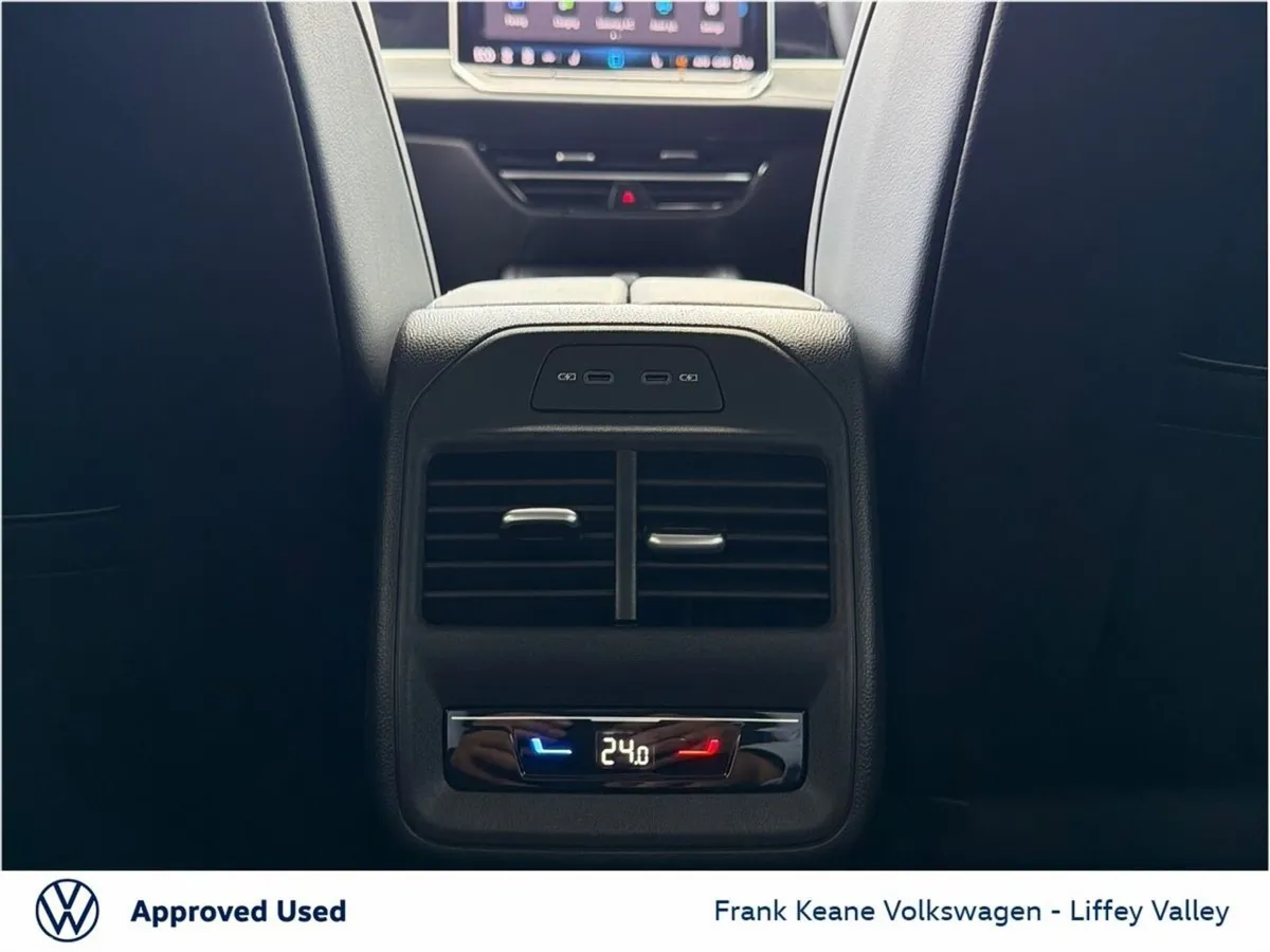 Volkswagen Passat Estate, Petrol Plug-in Hybrid, 2026, Silver