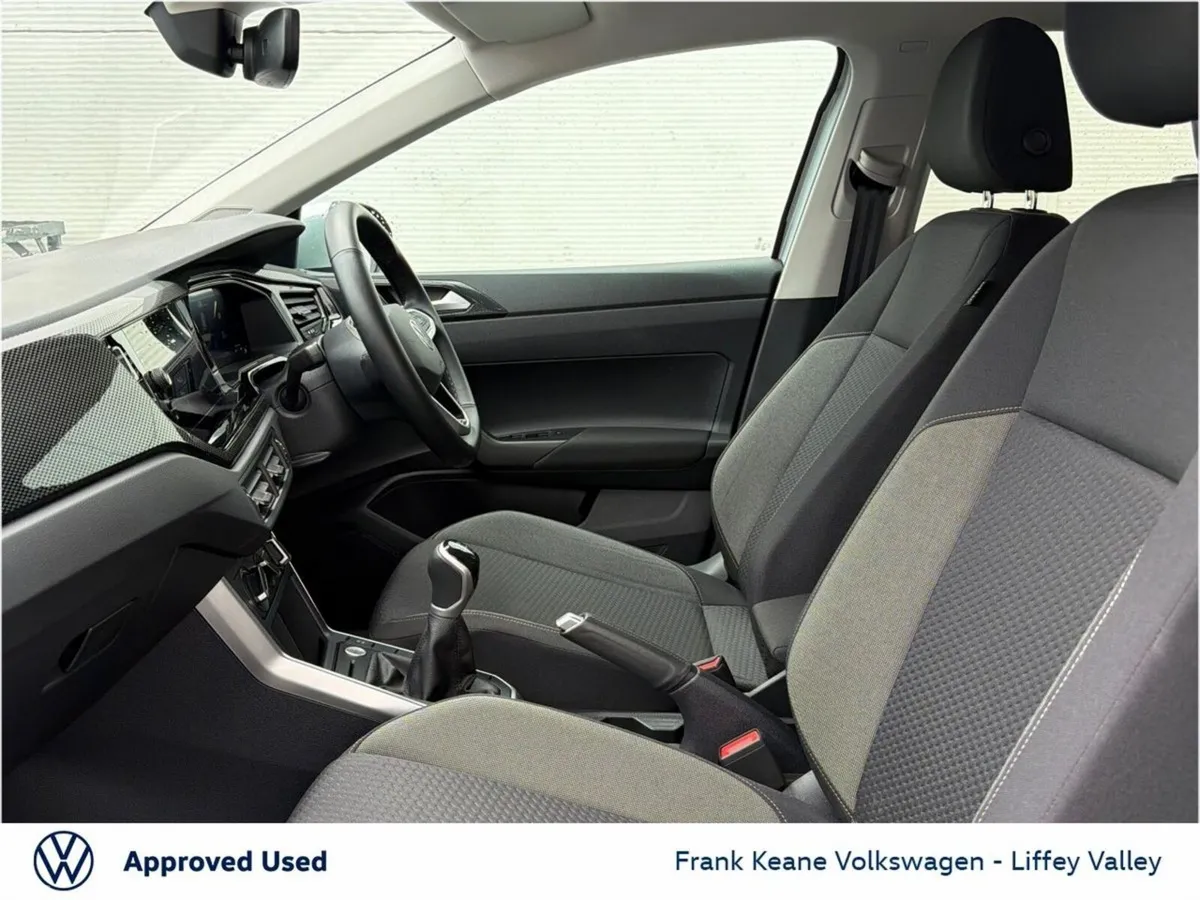 Volkswagen Taigo SUV, Petrol, 2026, Silver