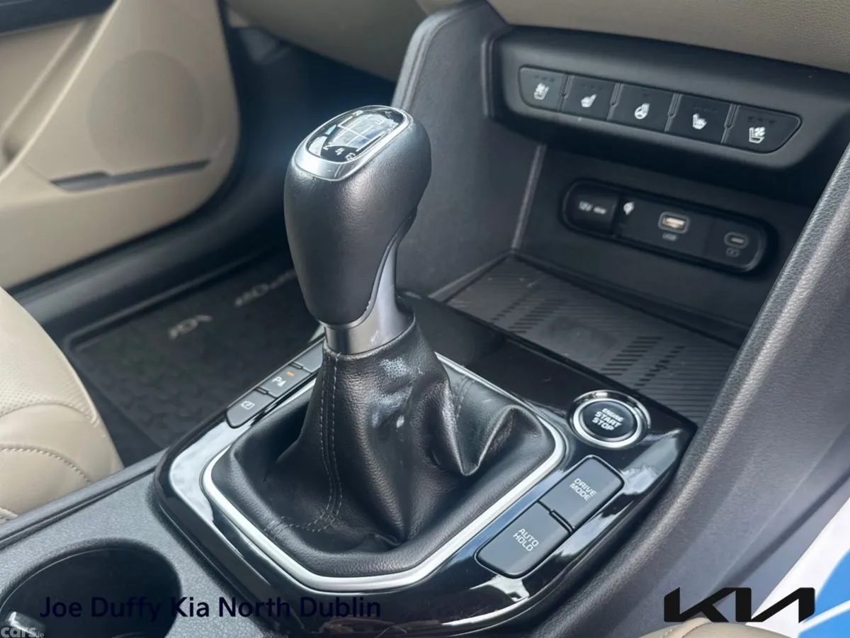 Kia Sportage SUV, Diesel Hybrid, 2023, Grey