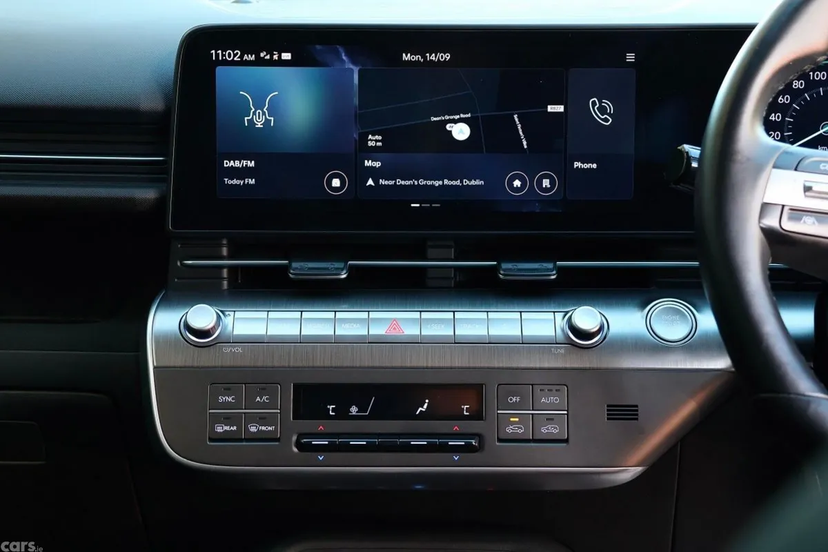 Hyundai KONA MPV, Petrol, 2024, White