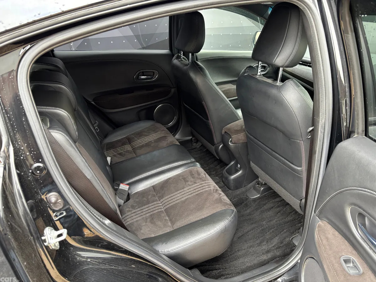 Honda Vezel Hatchback, Petrol Hybrid, 2018, Black