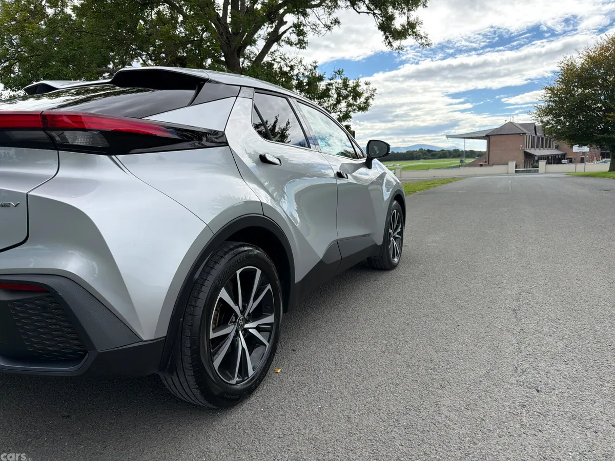 Toyota C-HR Hatchback, Petrol Hybrid, 2024, Grey