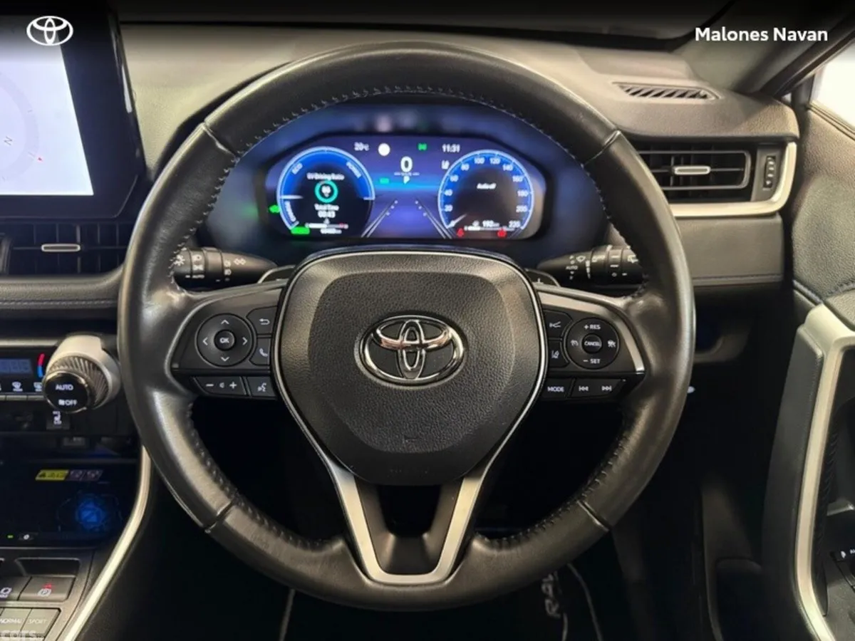 Toyota RAV4 SUV, Petrol Hybrid, 2024, White