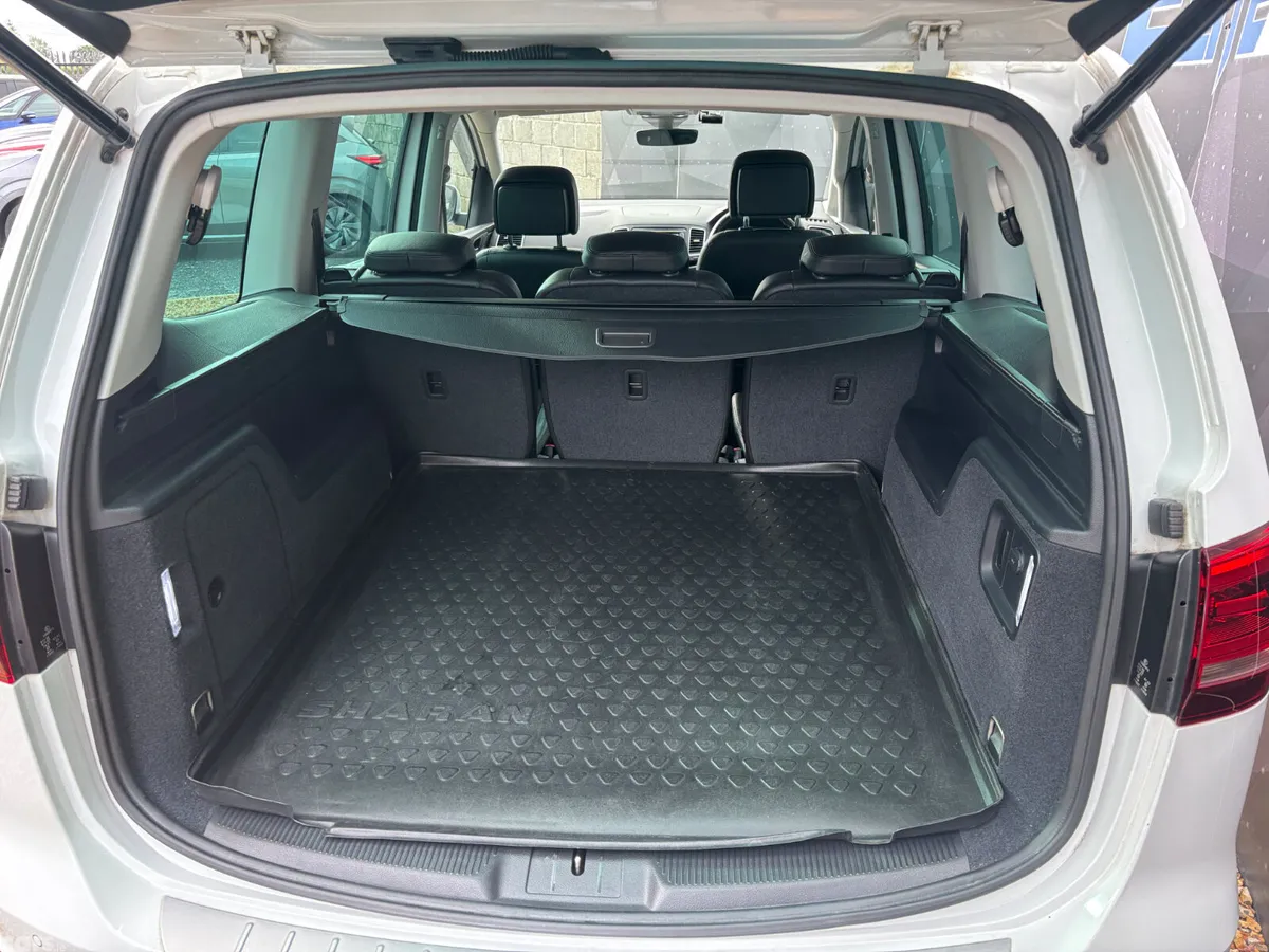Volkswagen Sharan MPV, Diesel, 2020, White