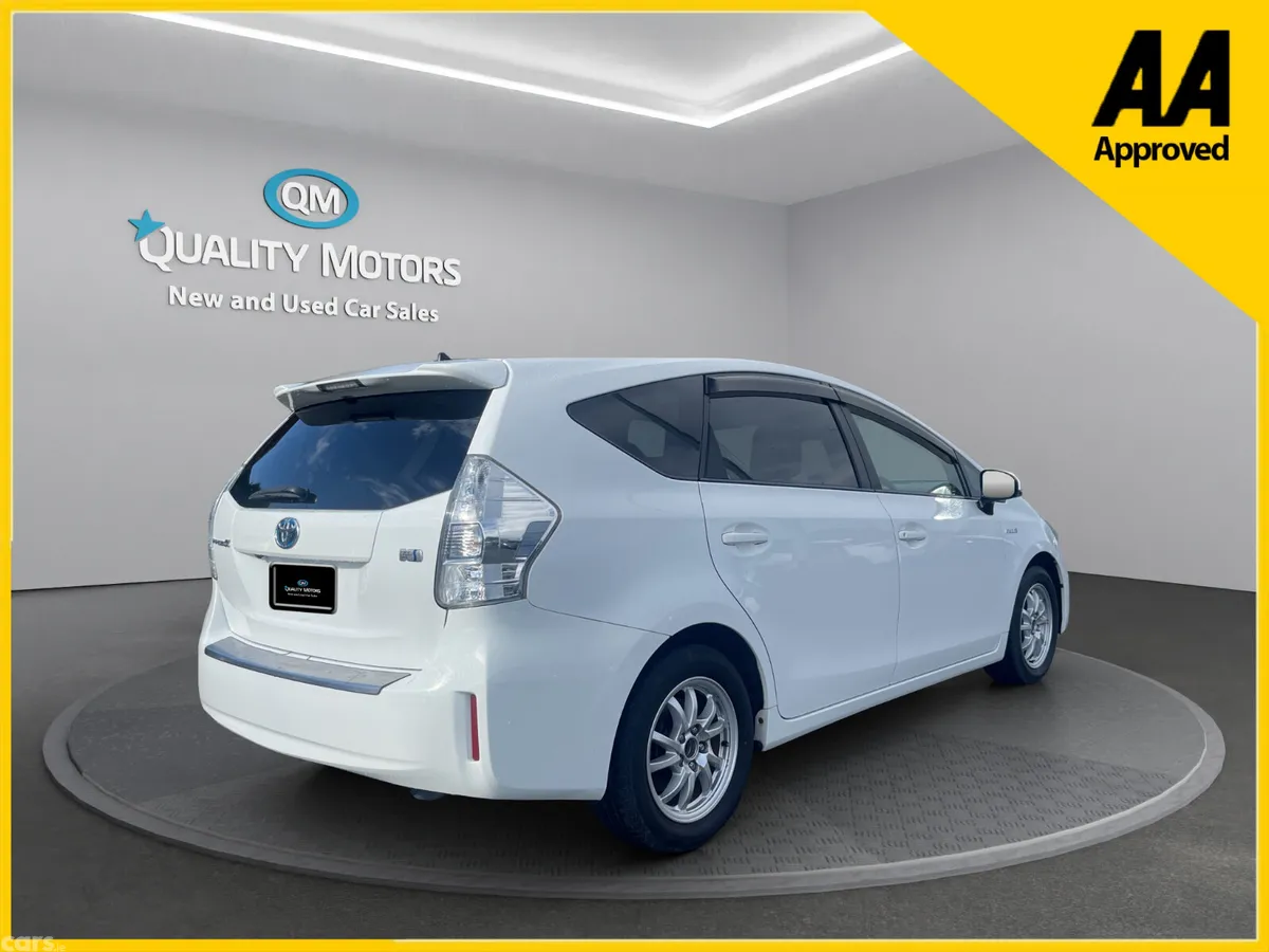 Toyota Prius MPV, Petrol Hybrid, 2013, White