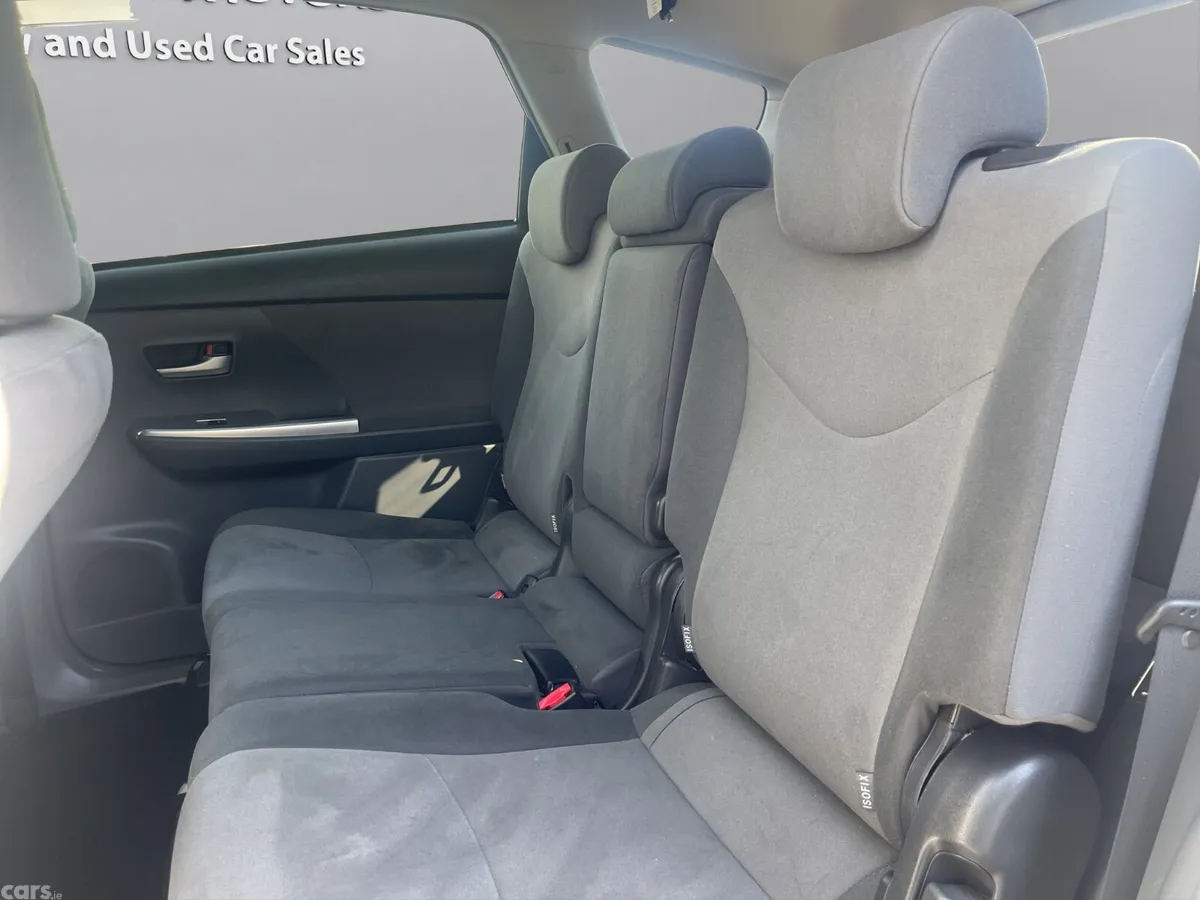Toyota Prius MPV, Petrol Hybrid, 2013, White