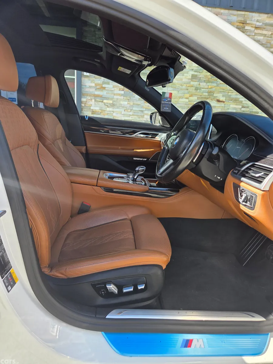 BMW 7-Series Saloon, Petrol Plug-in Hybrid, 2018, White