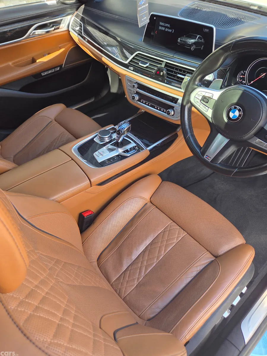 BMW 7-Series Saloon, Petrol Plug-in Hybrid, 2018, White