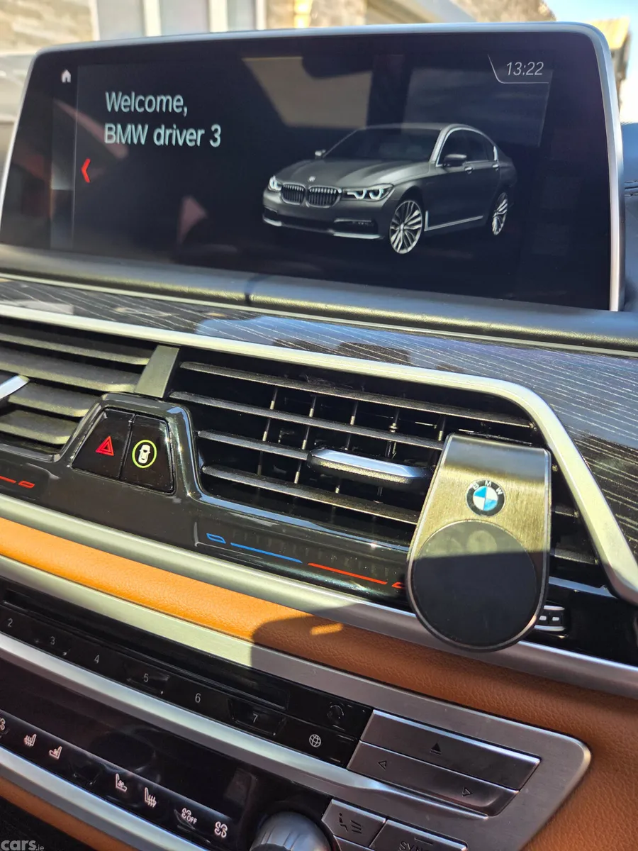 BMW 7-Series Saloon, Petrol Plug-in Hybrid, 2018, White