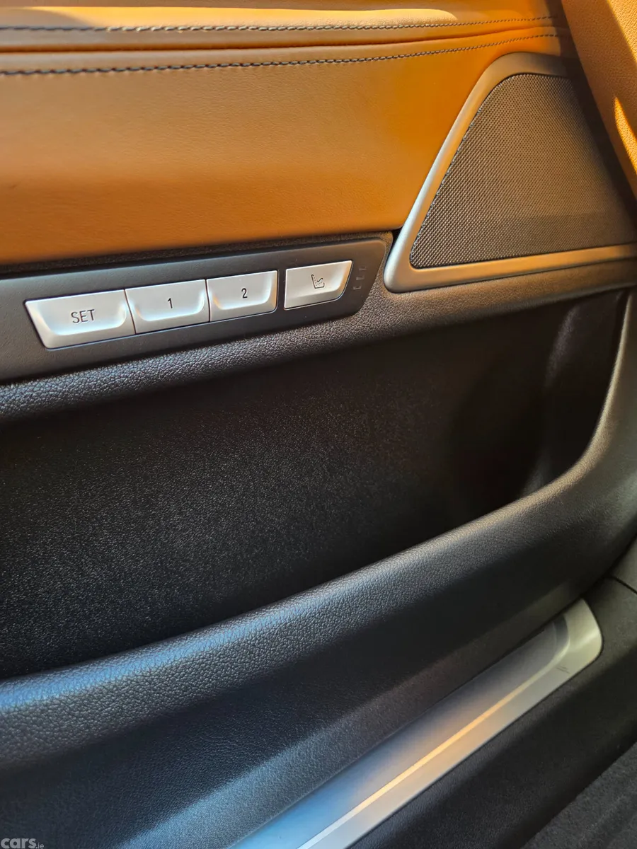 BMW 7-Series Saloon, Petrol Plug-in Hybrid, 2018, White