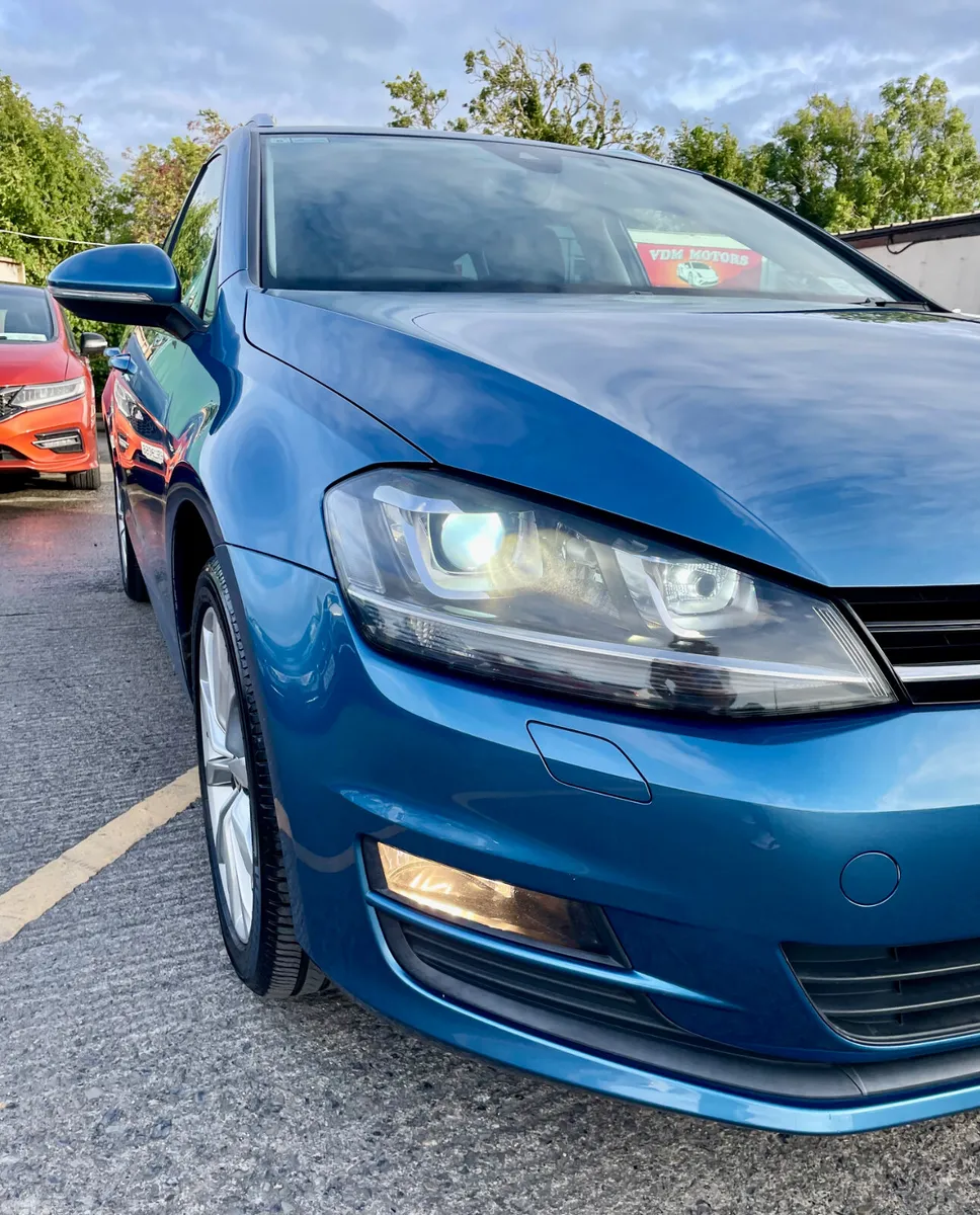 Volkswagen Golf Estate, Petrol, 2017, Blue