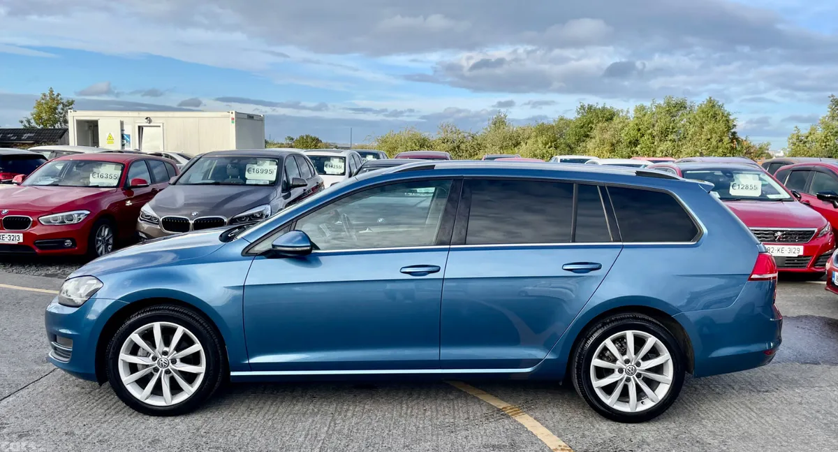 Volkswagen Golf Estate, Petrol, 2017, Blue