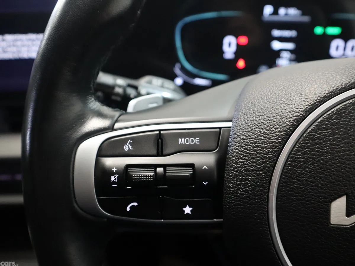 Kia Sportage SUV, Petrol Plug-in Hybrid, 2023, Grey