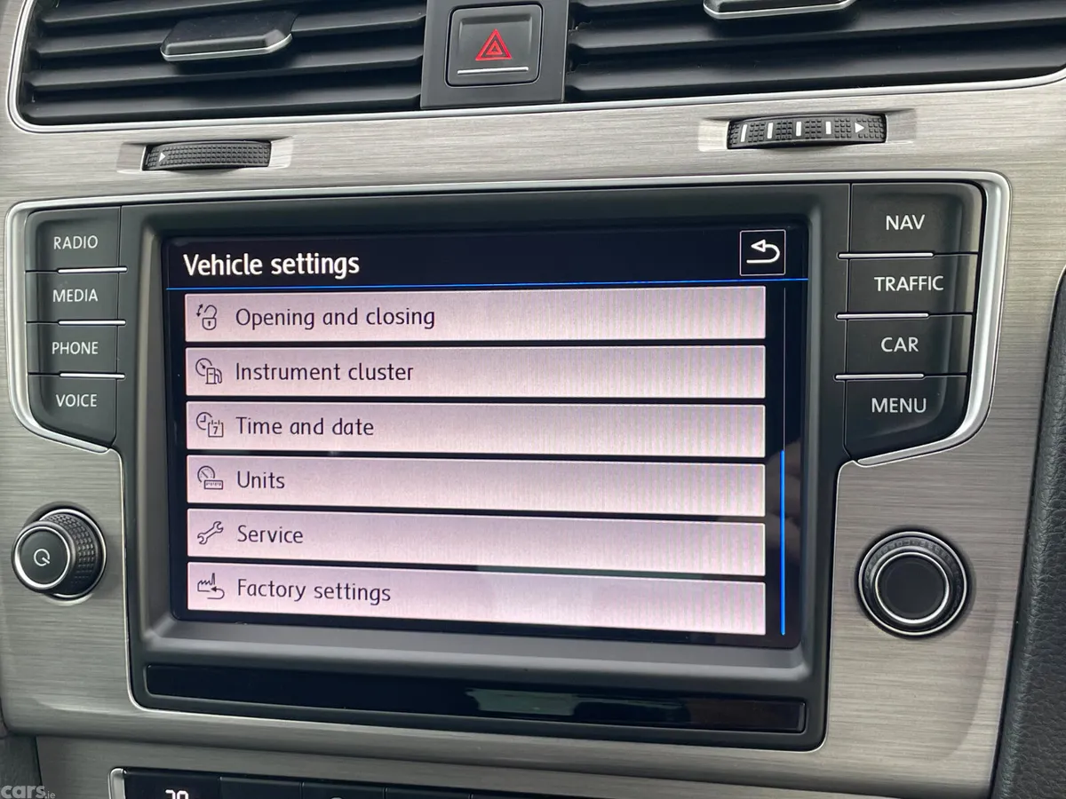Volkswagen Golf Estate, Petrol, 2017, Blue