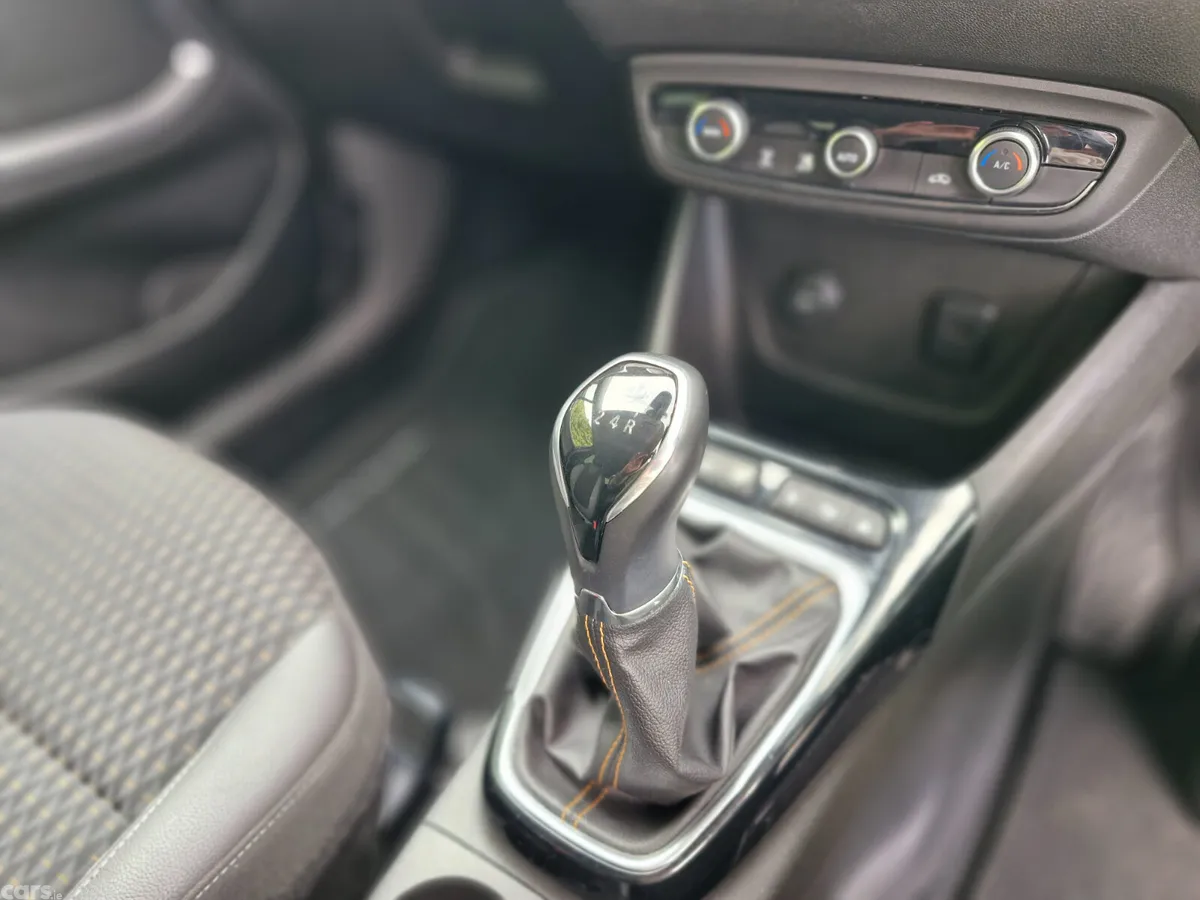 Opel Crossland X SUV, Diesel, 2018, White