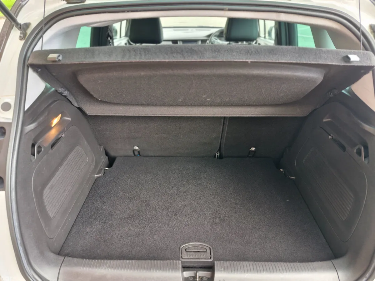 Opel Crossland X SUV, Diesel, 2018, White