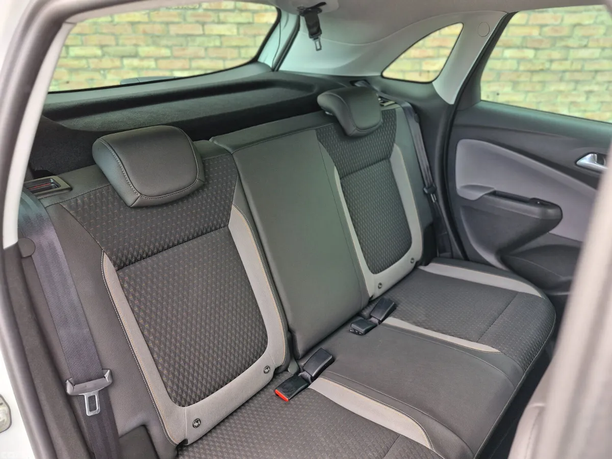 Opel Crossland X SUV, Diesel, 2018, White